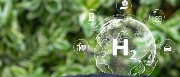 Techno-economic and climate finance assessment of a methanation plant with green hydrogen production and CO2 recycling in Italy